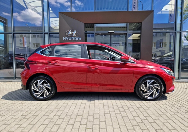 Hyundai i20 cena 87472 przebieg: 10, rok produkcji 2024 z Milanówek małe 254